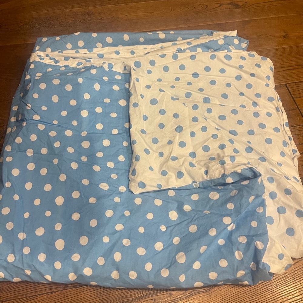 Pottery Barn Dot duvet